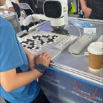 世界人型ロボット運動会の会場近くのロボット展示